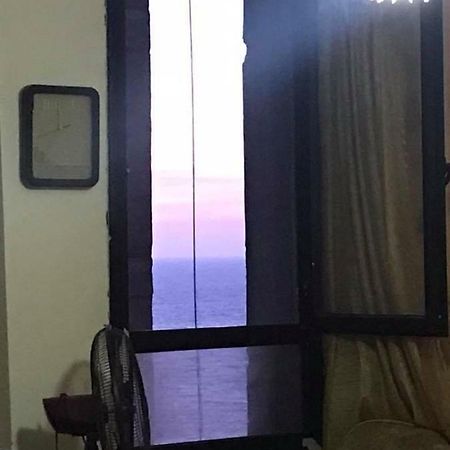 Cozy New 2 Bd Amazing Beach View Next To Hilton Hotel Family Only !العائلات فقط Александрия Экстерьер фото