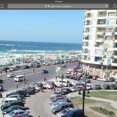 Cozy New 2 Bd Amazing Beach View Next To Hilton Hotel Family Only !العائلات فقط Александрия Экстерьер фото